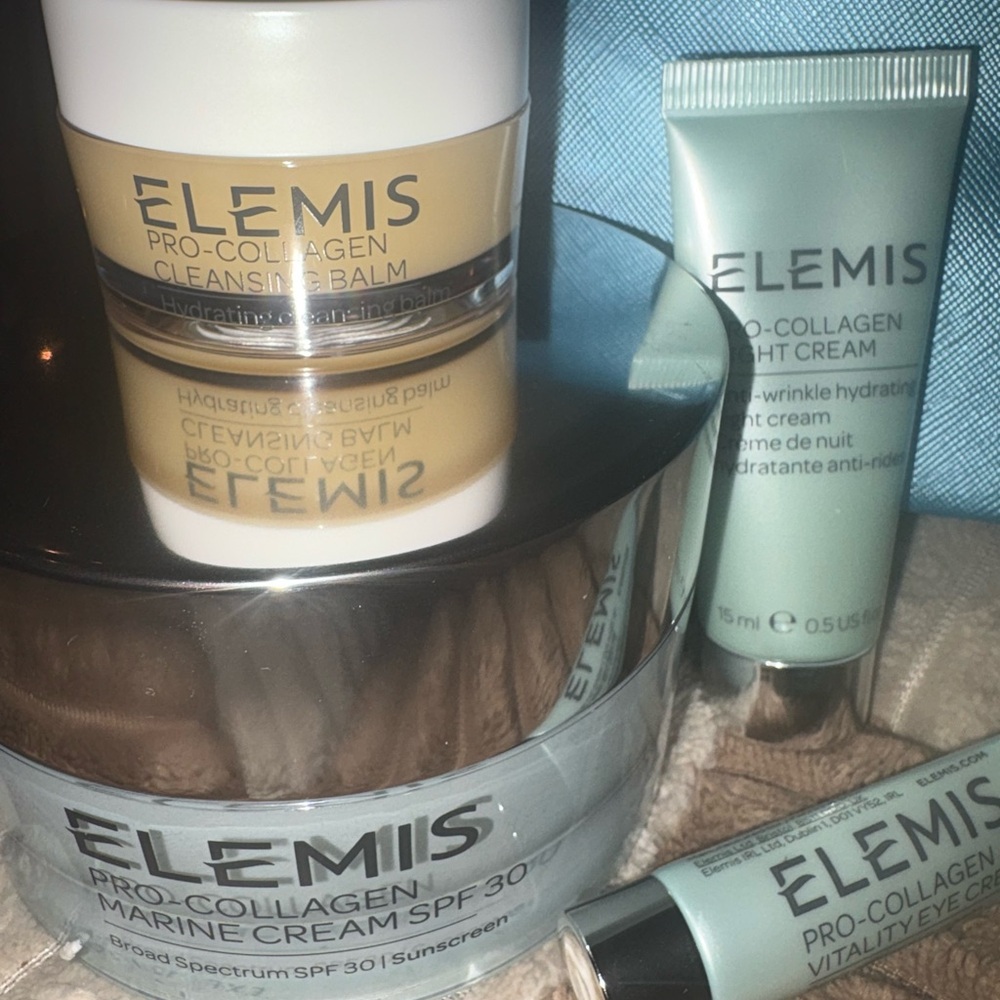 Elemis Pro-Collagen Marine Skincare Set in Cream - Picture 5 of 10
